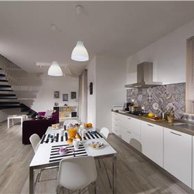 3 bedroom villa with jacuzzi, Castellammare del Golfo, sleeps 4-6